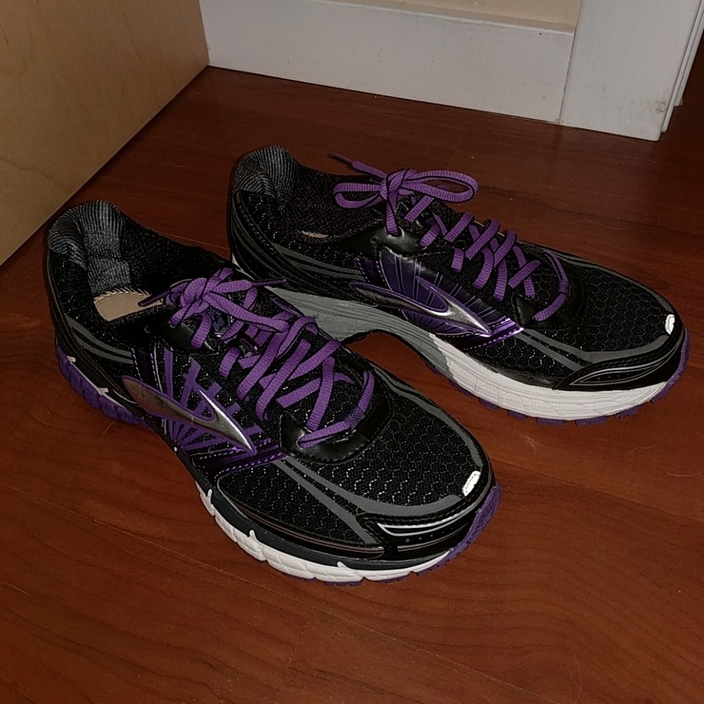 NEW Brooks Running Shoes